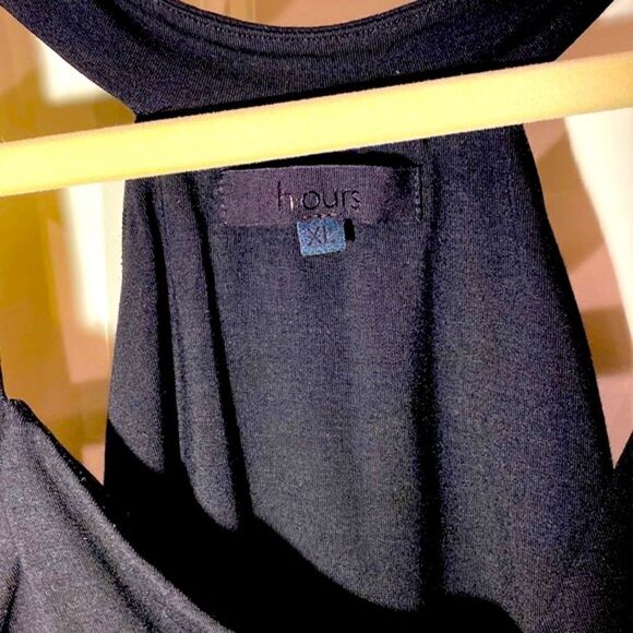 h:ours Audrey Top  - Picture 7 of 9